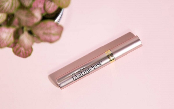 ریمل چشم حجم دهنده لش پارادایز برس سر گرد لورئال