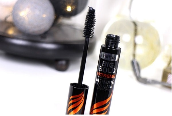 ریمل چشم حجم دهنده بیگ بلد اکستریم ایزادورا