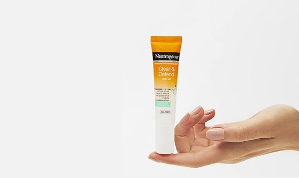 کرم مرطوب کننده کلیر اند دفند پوست جوش دار نوتروژینا